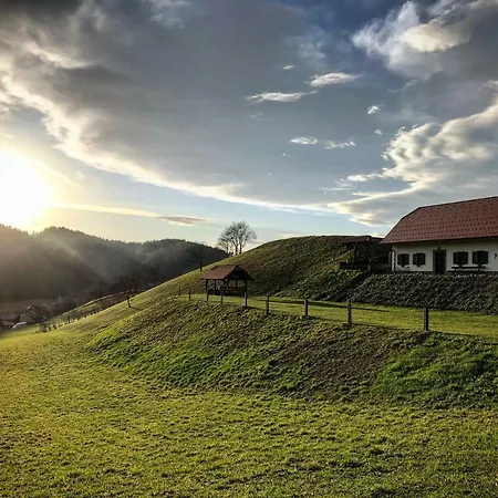 Smještaj na farmi Tourist Farm Artisek *