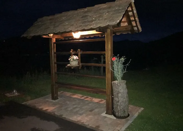 Tourist Farm Artisek Bivanje na kmetiji *