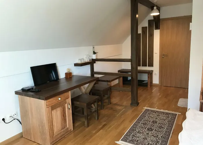 Tourist Farm Artisek *